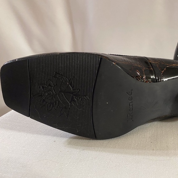 J. Renee Flat - Picture 4 of 6